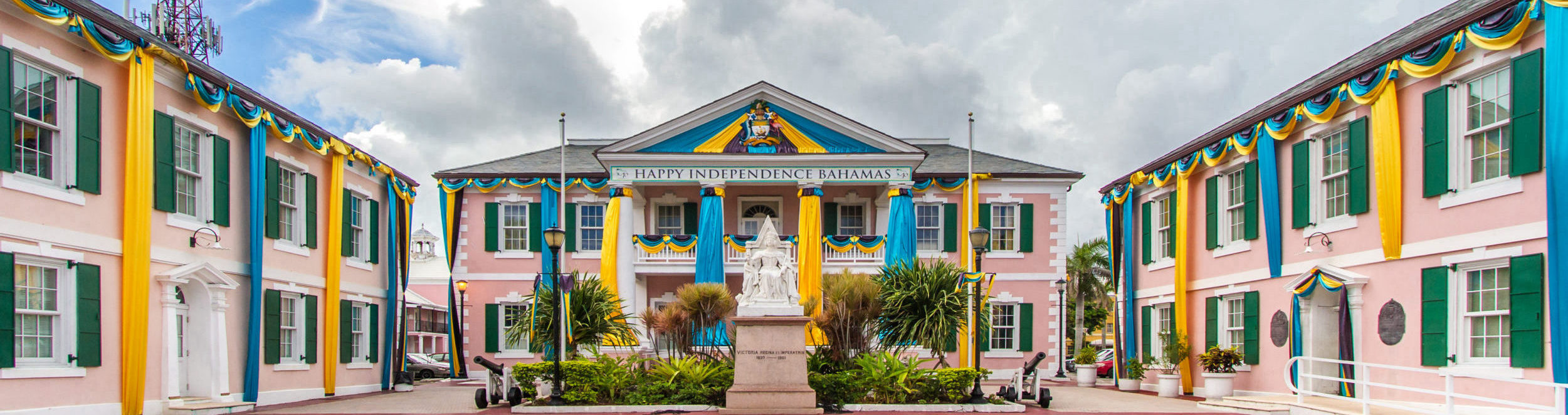 Bahamas E1556018224575 2501×1406 1